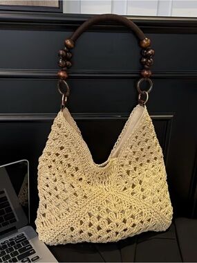Handwoven Crochet Shoulder Bag in Cream with Beaded Handle